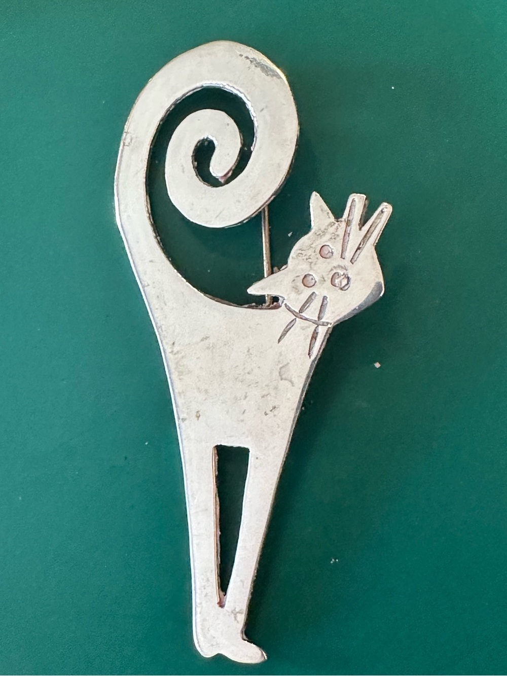 Mexican Sterling Silver Cat pin /  Brooch over 17 grams